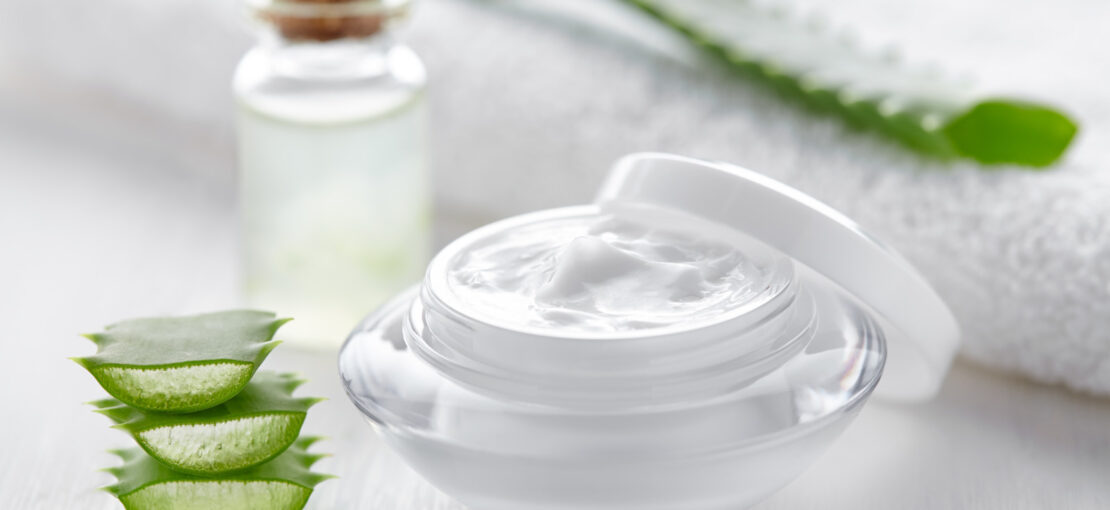 Cosmetique - produit naturel - Creme de soin de beaute a base d'aloe vera