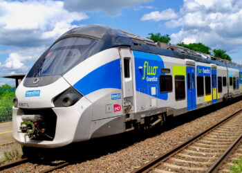 Train TER fluo Grand Est